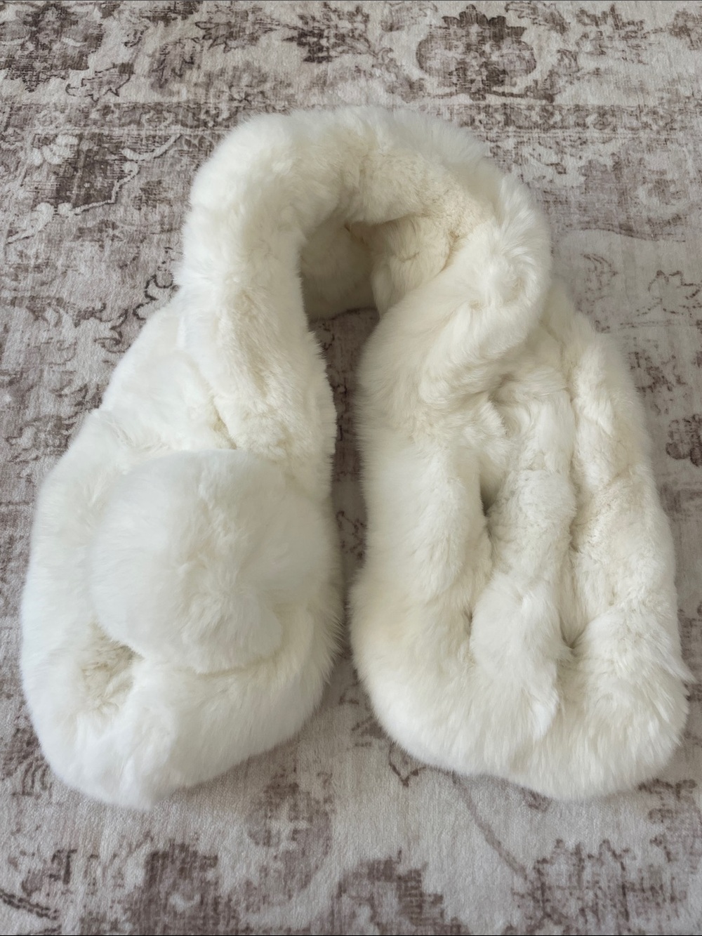 Women’s Cream Rabbit Fur Scarf